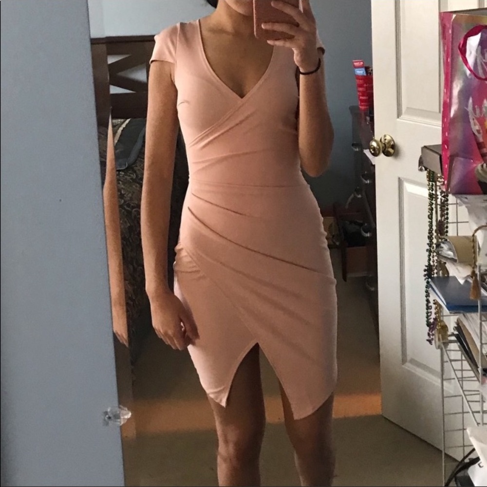 Boohoo dress NWT